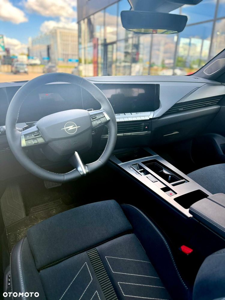 Opel Astra 1.2 T mHEV Ultimate eDTC - 9