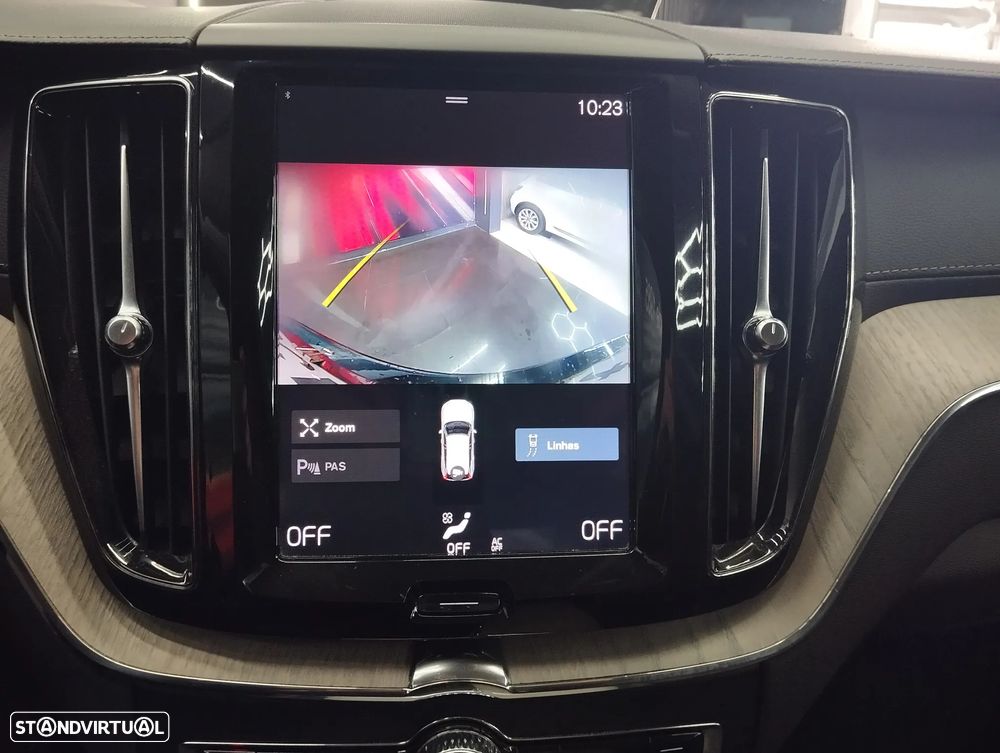 Volvo XC 60 2.0 D4 Inscription Geartronic - 27