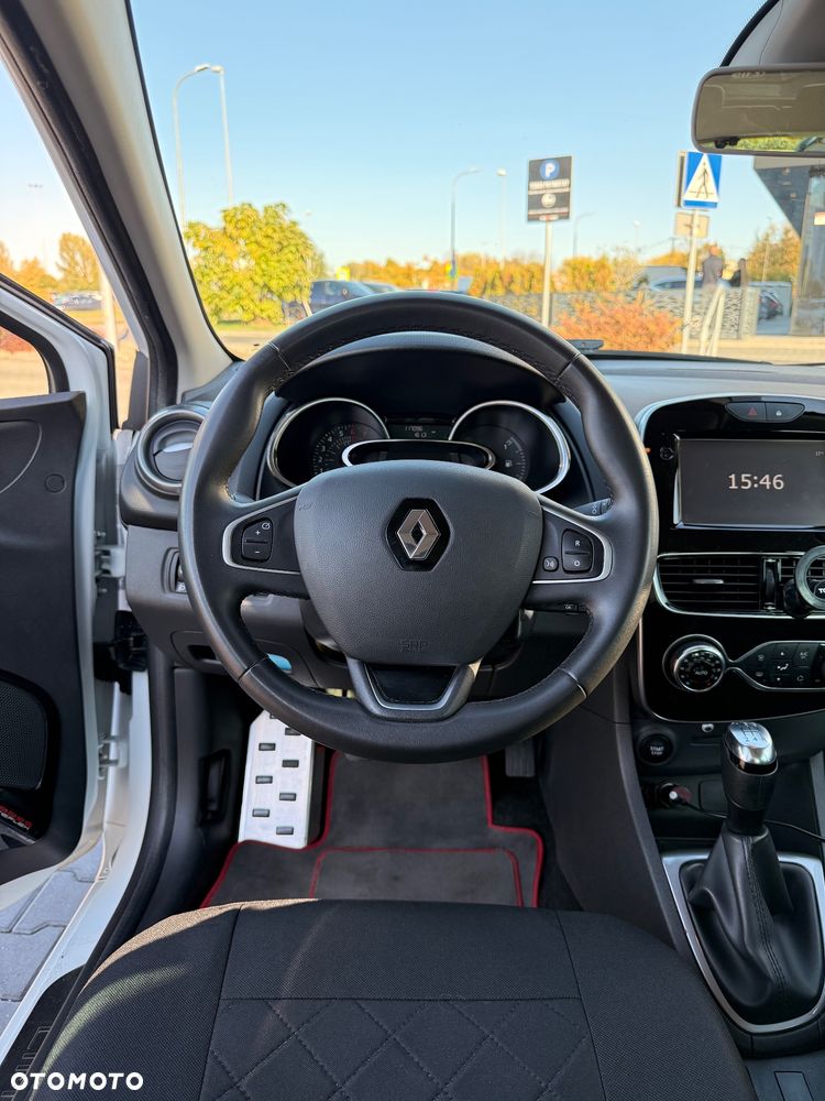 Renault Clio - 28