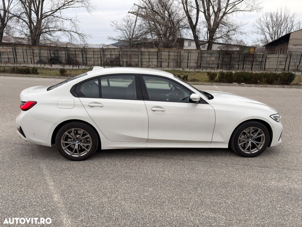 BMW Seria 3 330e Aut. - 6