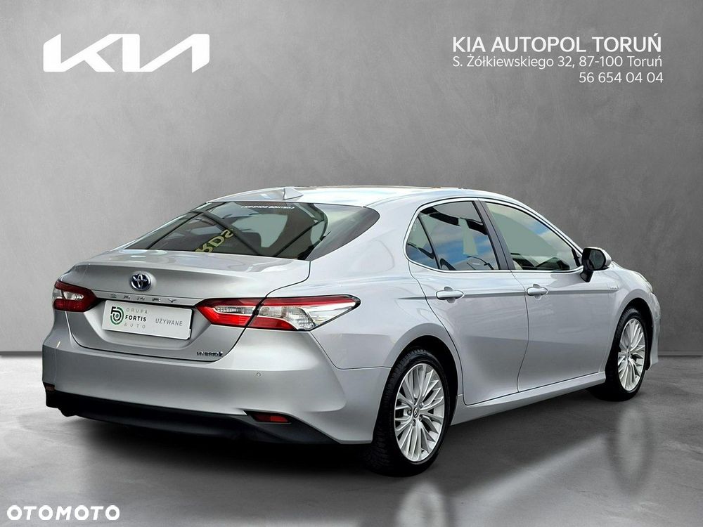 Toyota Camry 2.5 Hybrid Comfort CVT - 5