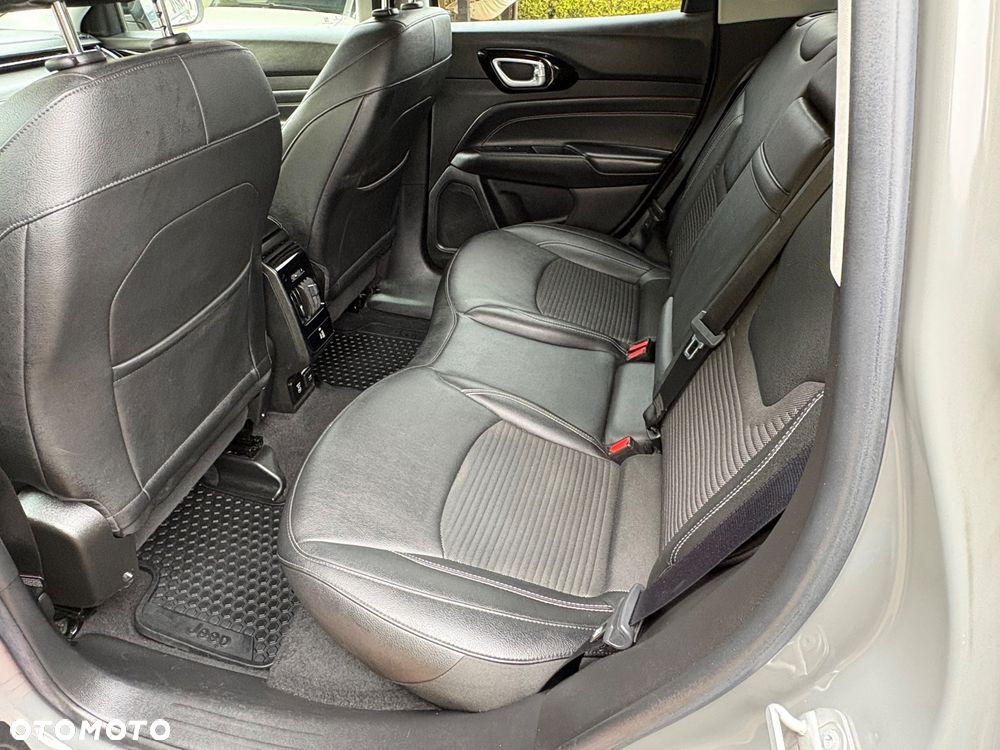 Jeep Compass 1.3 TMair Limited FWD S&S DDCT - 9