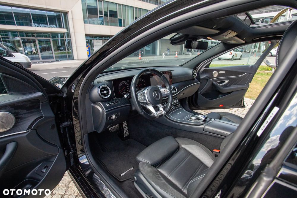 Mercedes-Benz Klasa E AMG 63 4-Matic+ - 7