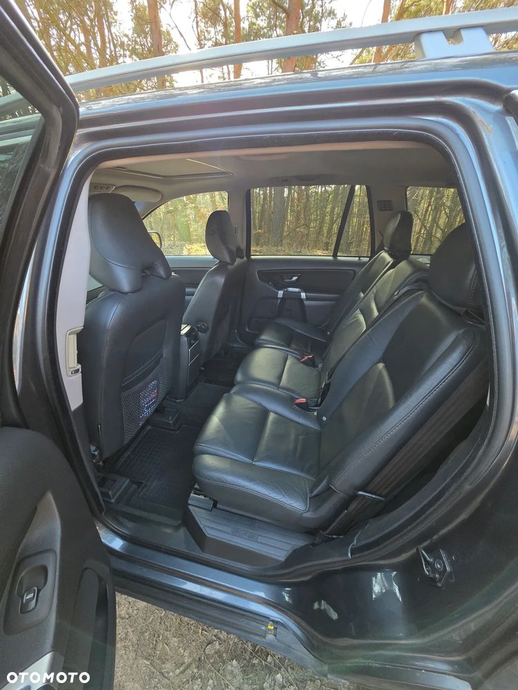 Volvo XC 90 D5 Momentum - 28