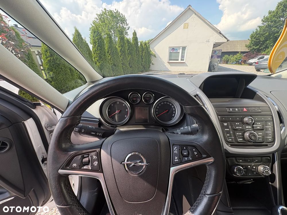 Opel Zafira - 22