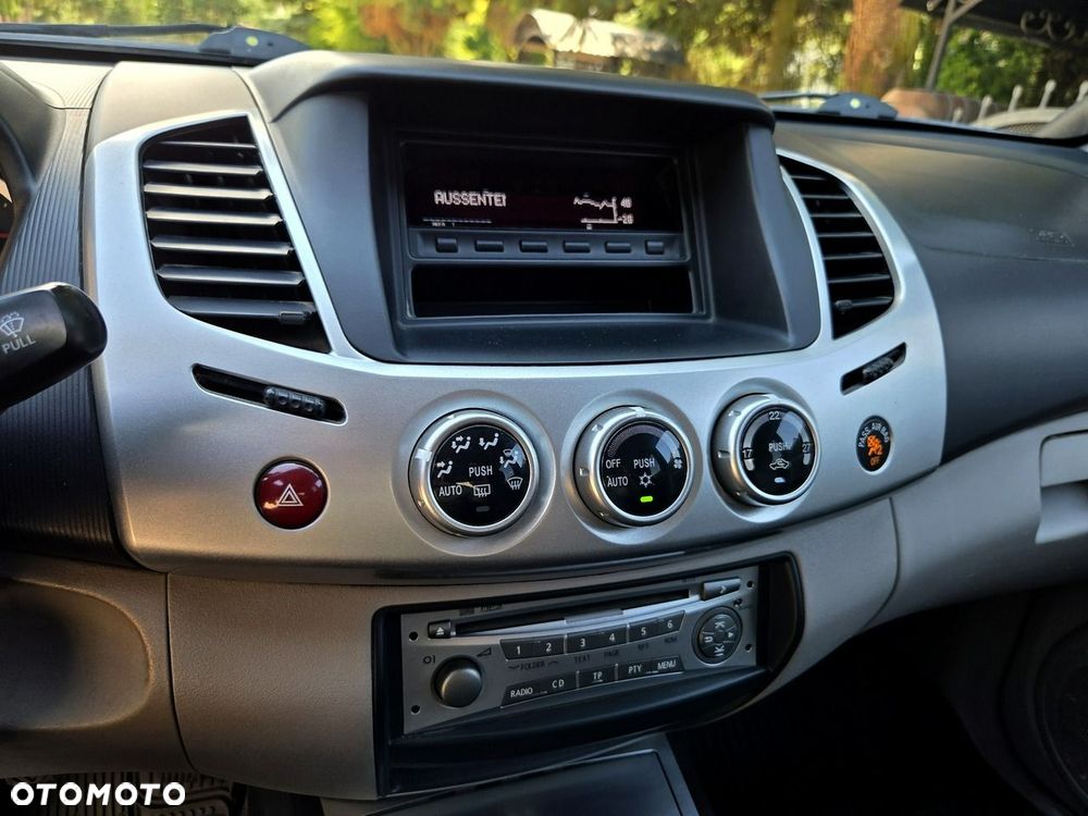 Mitsubishi L200 Pick Up 4x4 Inform Double Cab - 15