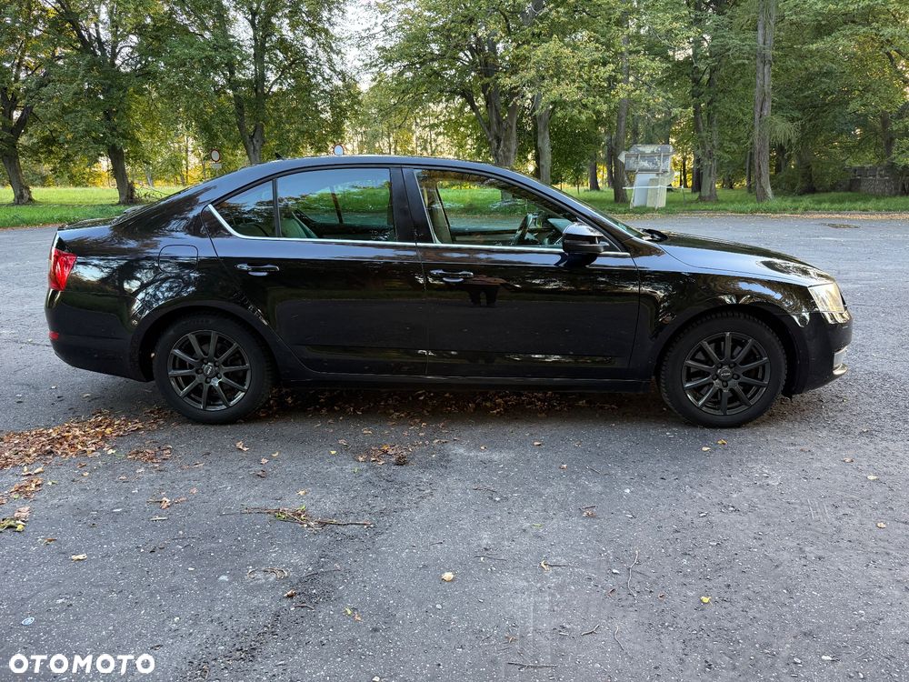 Skoda Octavia 1.8 TSI Style DSG - 4
