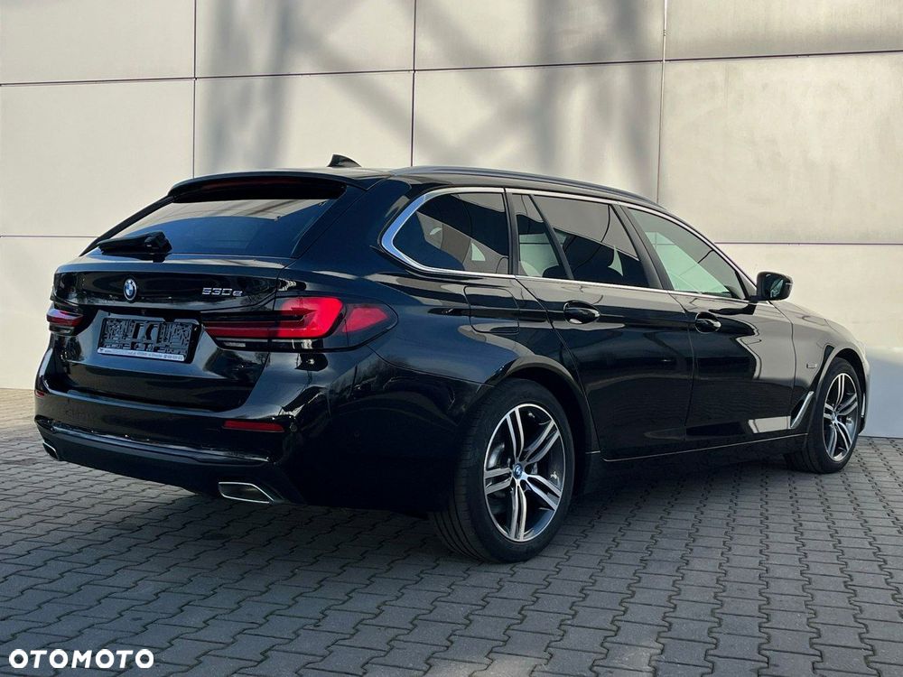 BMW Seria 5 530e Luxury Line - 7