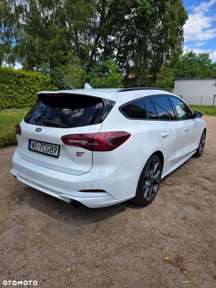 Ford Focus 2.3 EcoBoost ST - 13