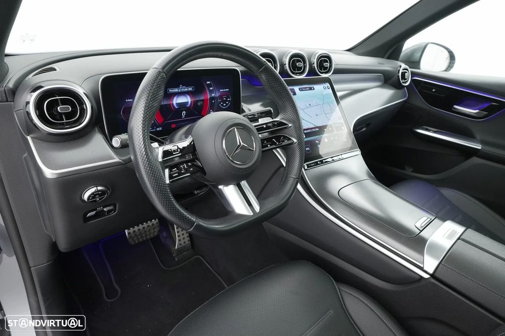 Mercedes-Benz GLC 300 e 4Matic 9G-TRONIC AMG Line Advanced - 33