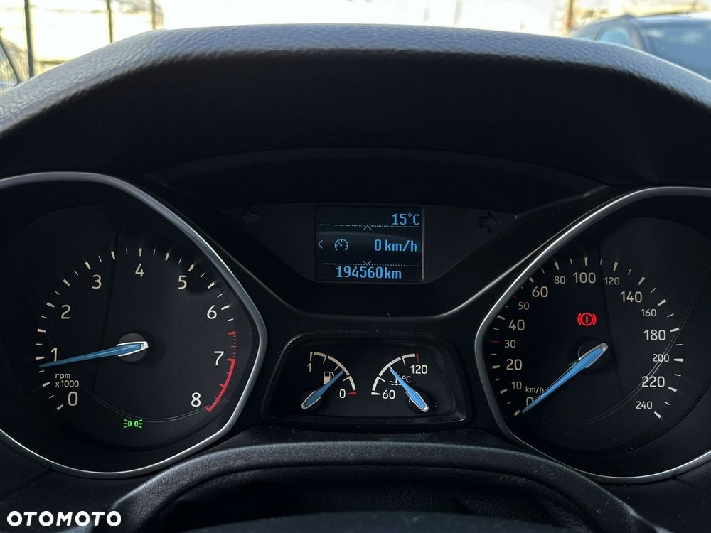 Ford Focus 1.6 Edition - 17