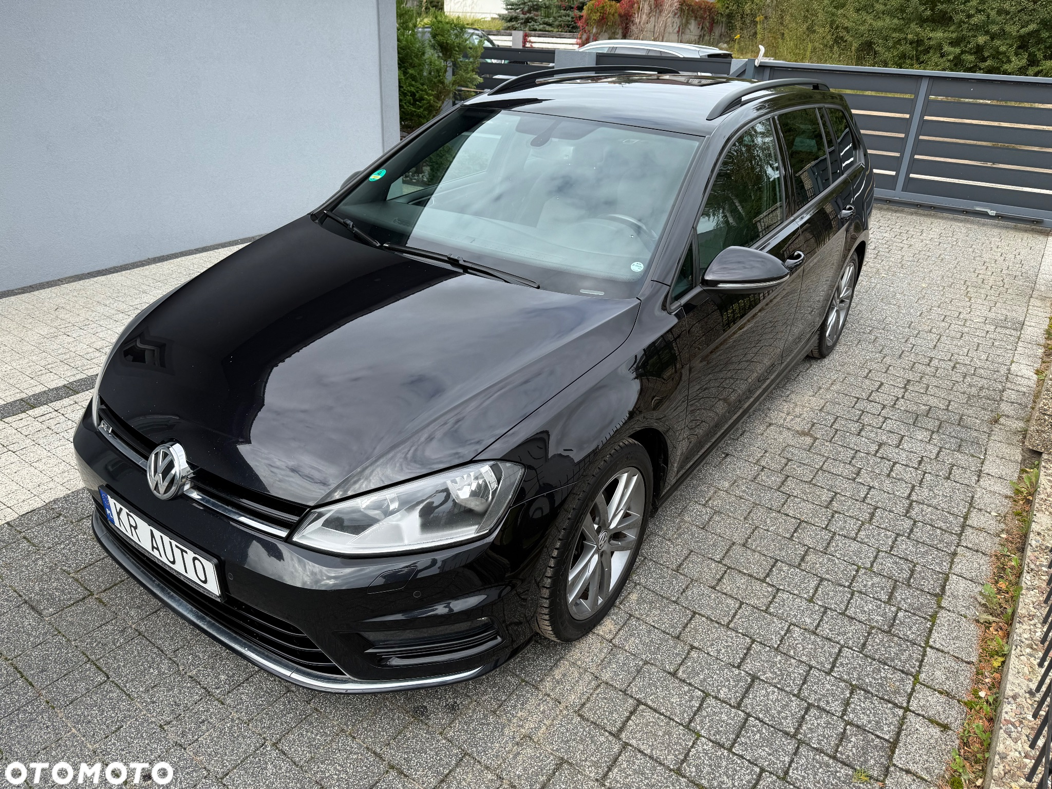 Volkswagen Golf - 27