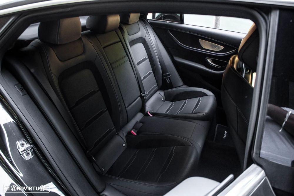 Mercedes-Benz AMG GT 53 4Matic+ - 33