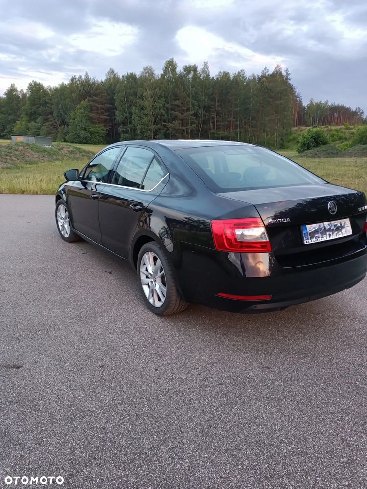 Skoda Octavia 2.0 TDI Style DSG - 7