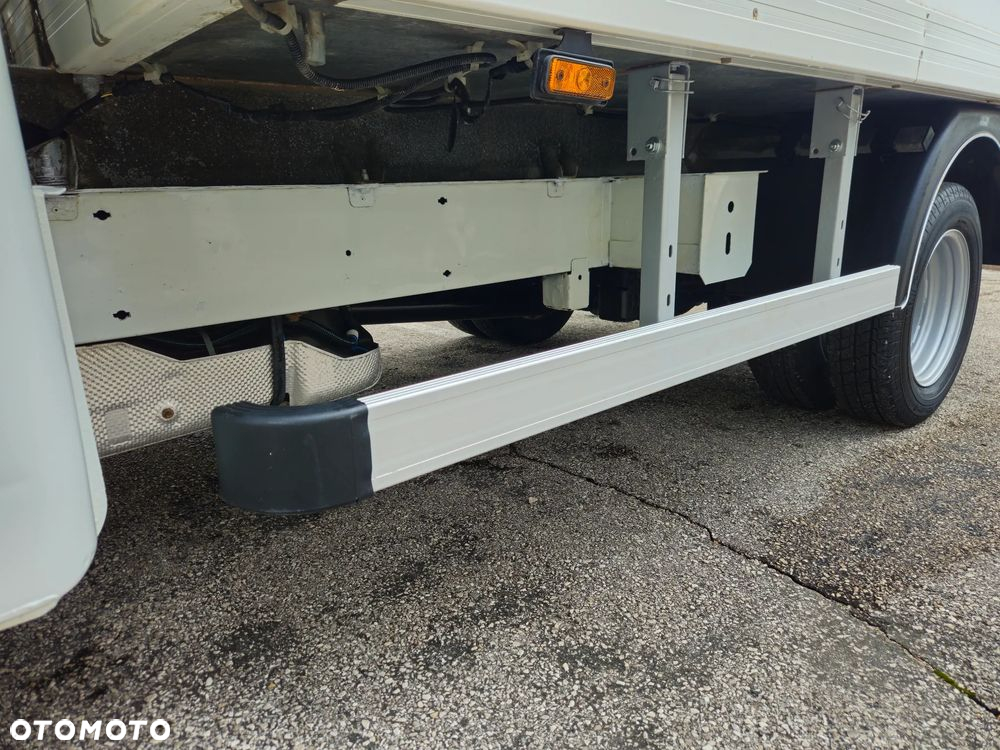 Renault Master chłodnia blizniak podwójne koła - 21
