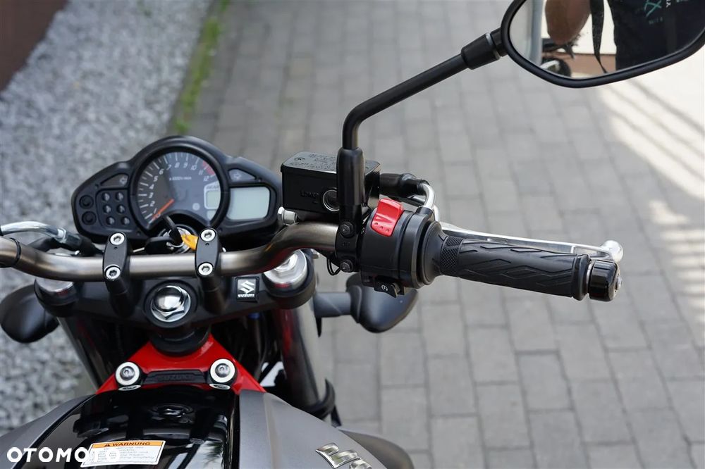 Suzuki Gladius - 16