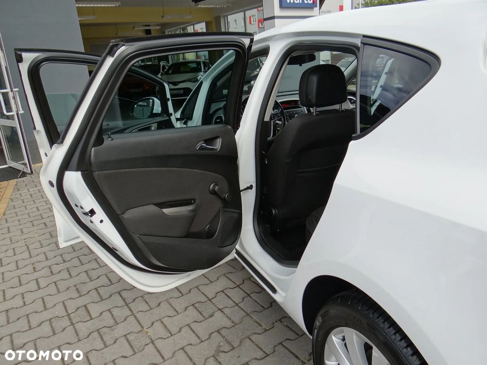 Opel Astra - 36