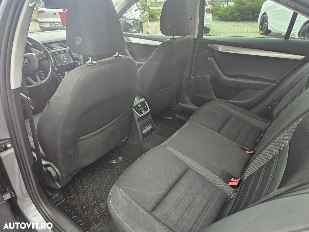 Skoda Octavia - 10