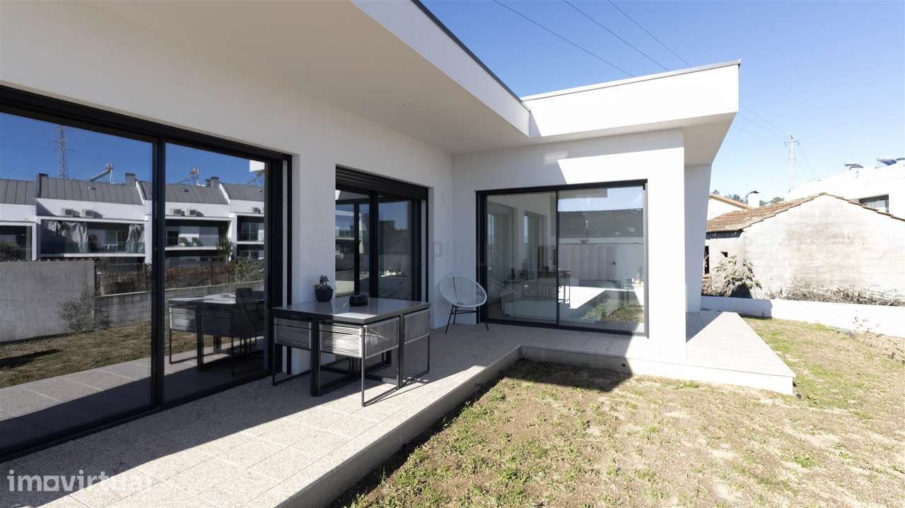 Moradia T2 Térrea Nova - Rio de Loba, Viseu - Grande imagem: 2/20