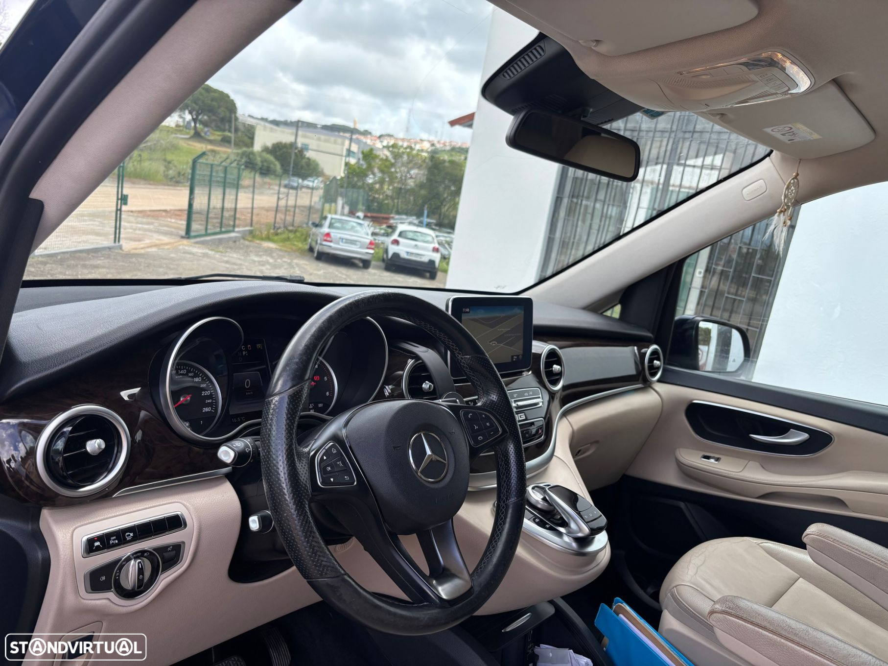 Mercedes-Benz V 250 BlueTEC Longo Avantgarde - 17