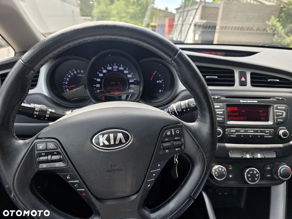 Kia Ceed 1.4 CVVT Attract - 20
