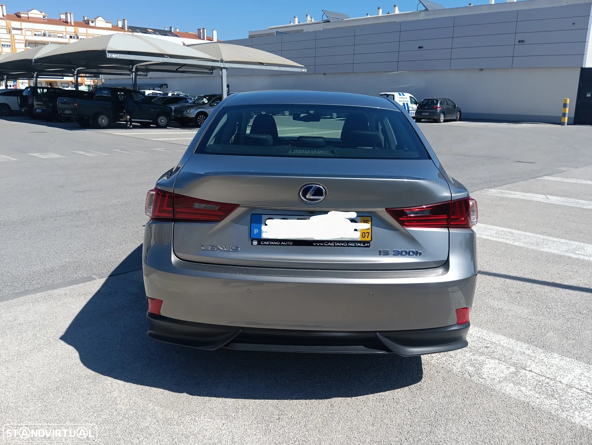 Lexus IS 300H Executive+ - 15