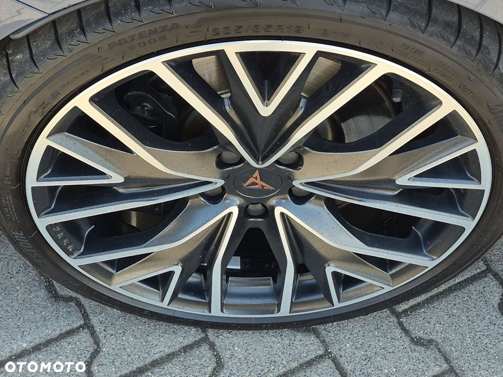 Cupra Leon 2.0 TSI VZ DSG - 10