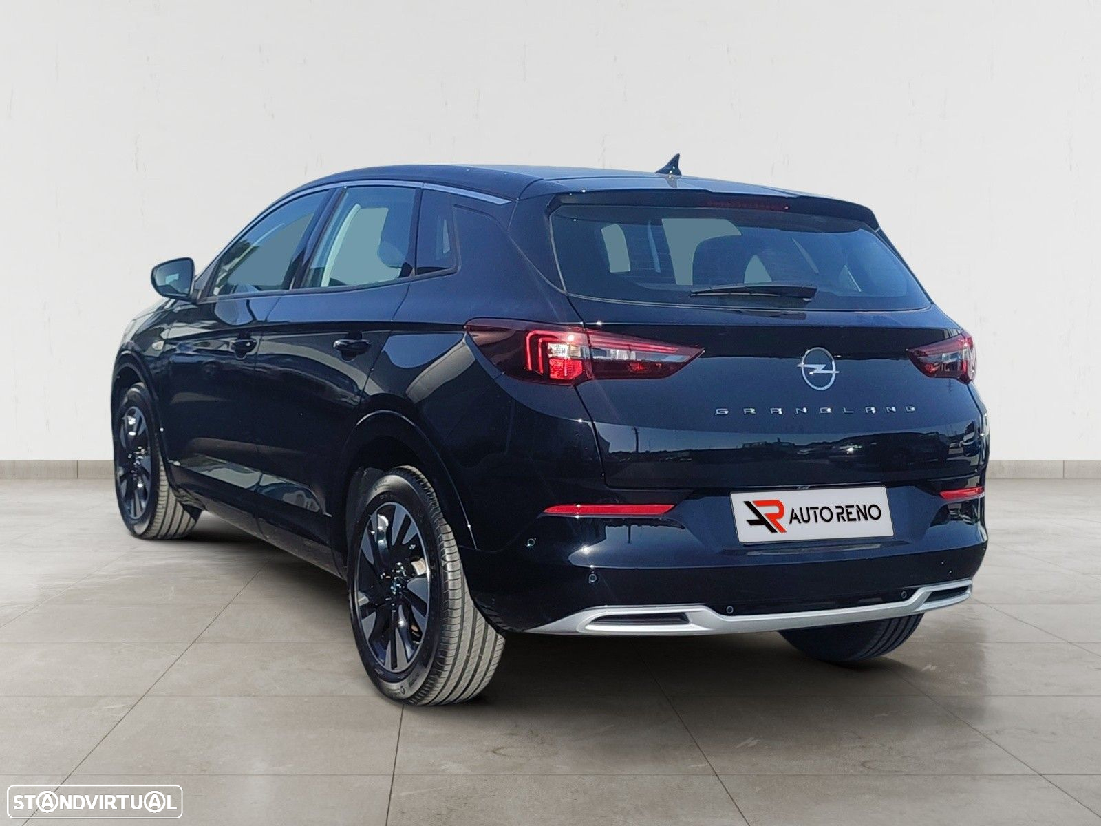 Opel Grandland 1.2 T Design & Tech - 4
