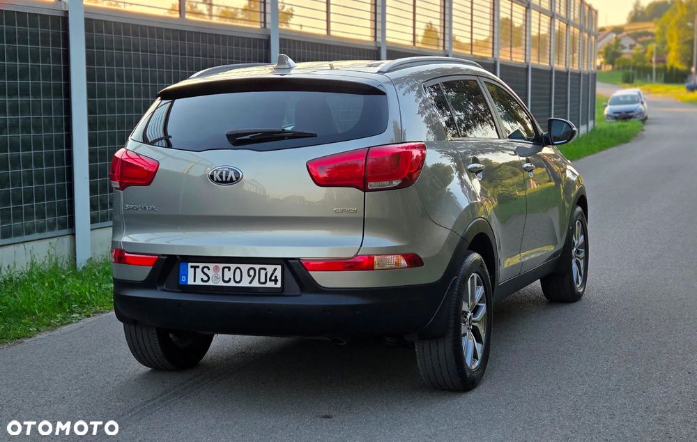 Kia Sportage 2.0 CRDI XL - 11
