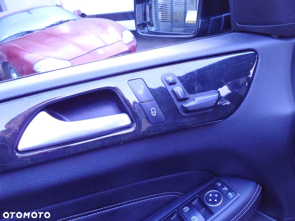 Mercedes-Benz ML 350 BlueTEC 4-Matic - 17