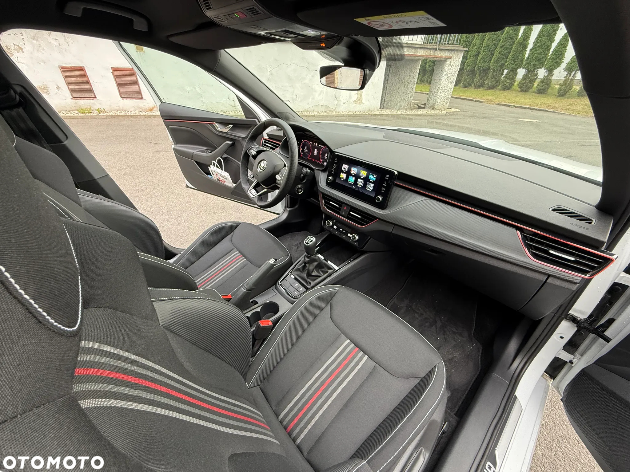 Skoda Kamiq 1.5 TSI Monte Carlo - 17