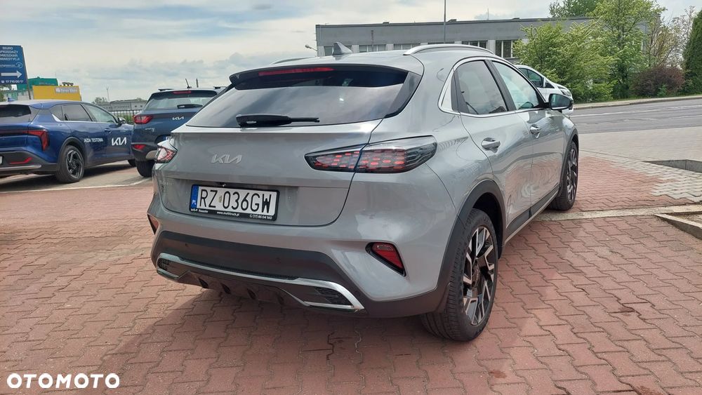Kia XCeed 1.6 T-GDI Tribute DCT - 5