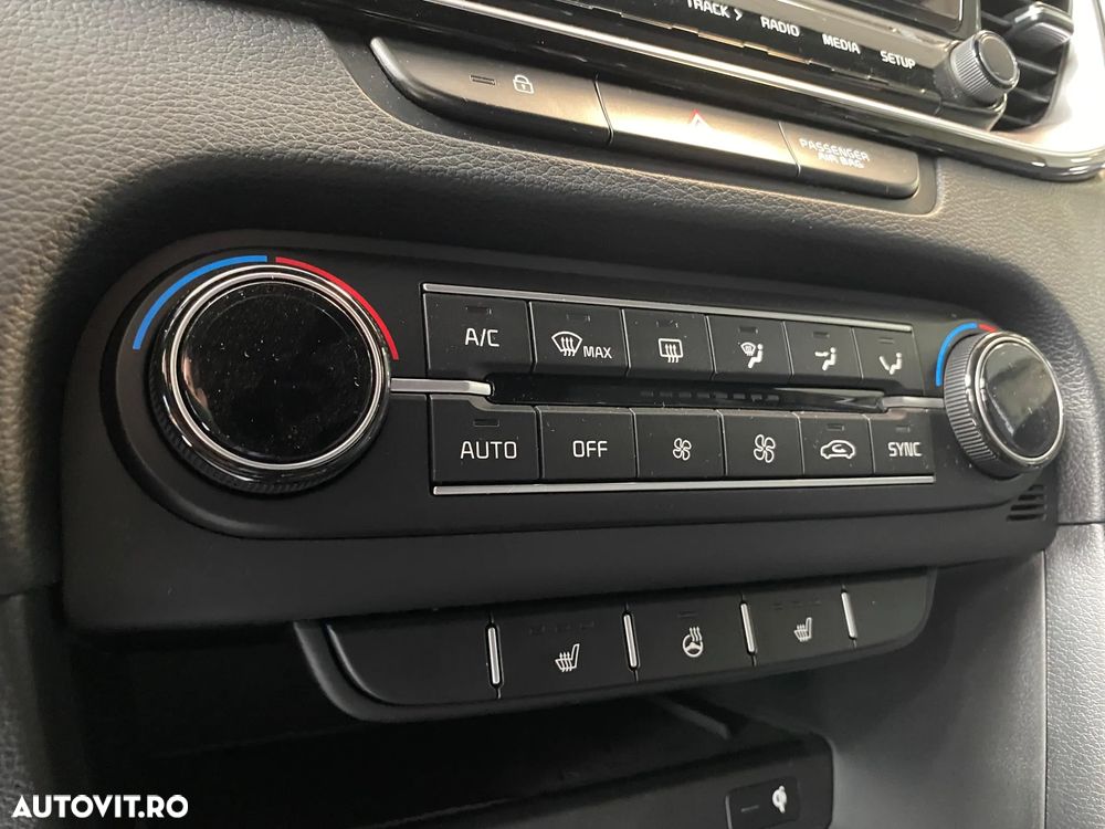 Kia Pro Ceed ProCeed 1.5 T-GDI 7DCT GT Line - 14