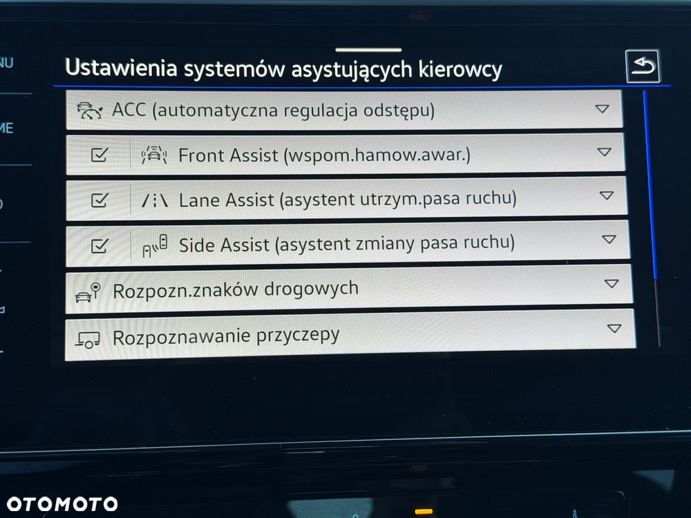 Volkswagen Arteon 2.0 TDI SCR 4Motion DSG R-Line - 31