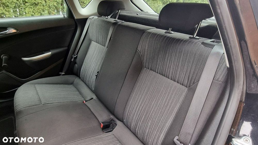 Opel Astra - 14