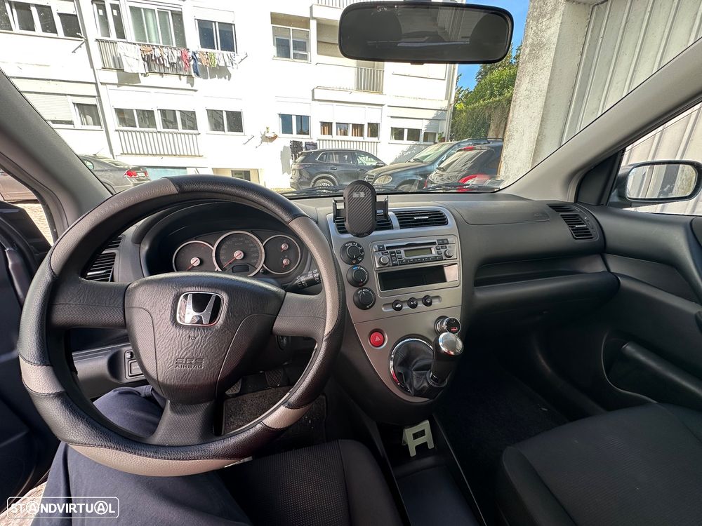 Honda Civic 1.4 LS - 11