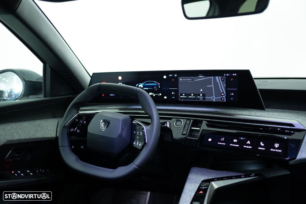 Peugeot 3008 1.2 PureTech Allure Pack EAT8 - 17