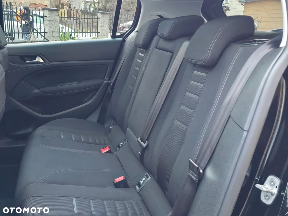 Peugeot 308 1.6 THP Active - 22