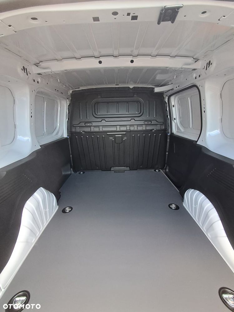 Toyota Proace City - 19