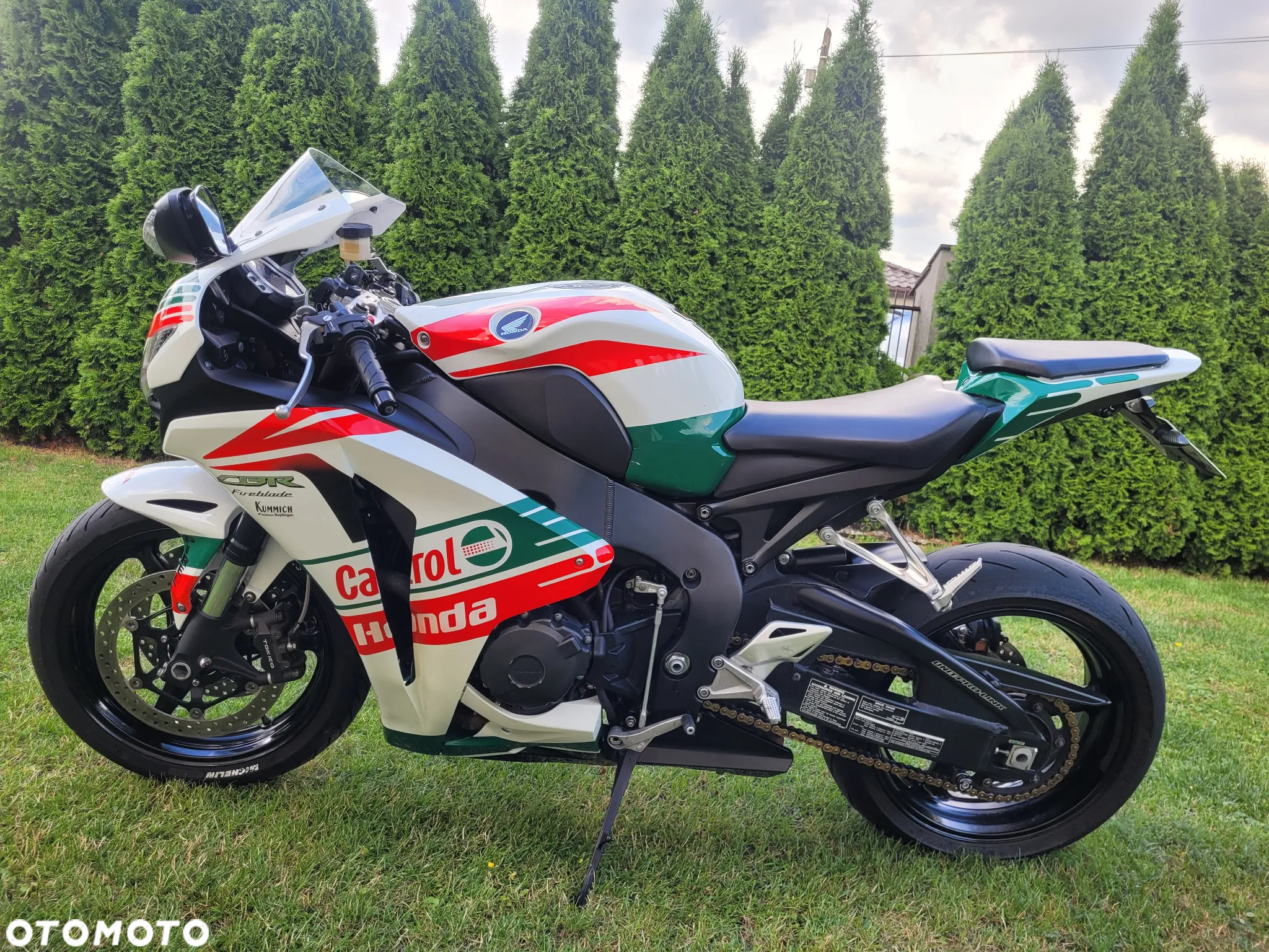Honda CBR - 13