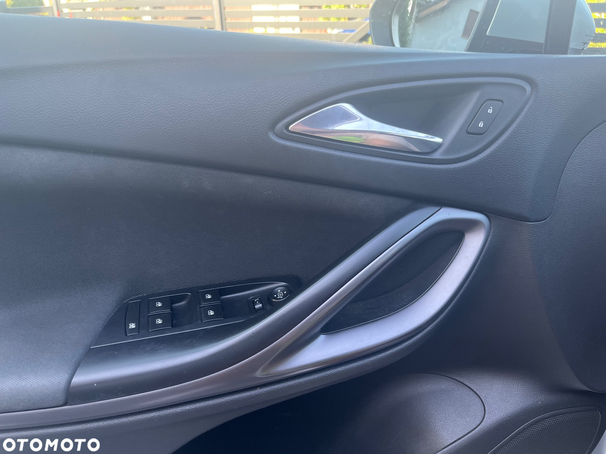 Opel Astra IV 1.6 CDTI Enjoy - 18