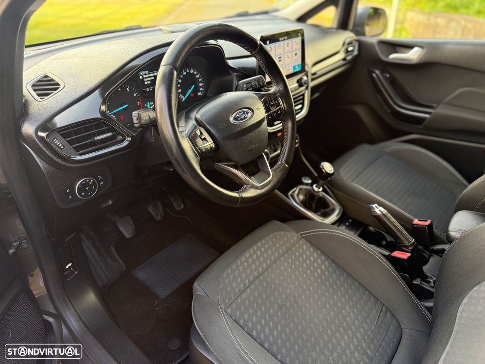 Ford Fiesta 1.0 EcoBoost Titanium - 10