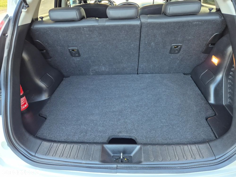 Nissan Juke 1.6 N-Connecta Xtronic - 18