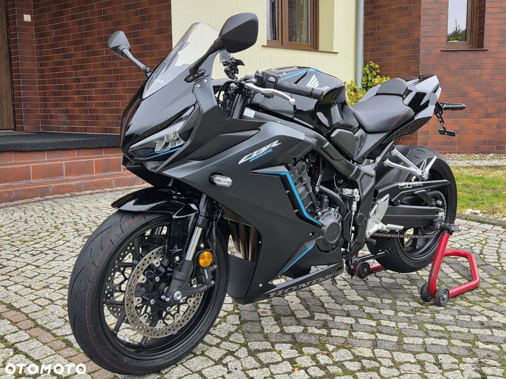 Honda CBR
