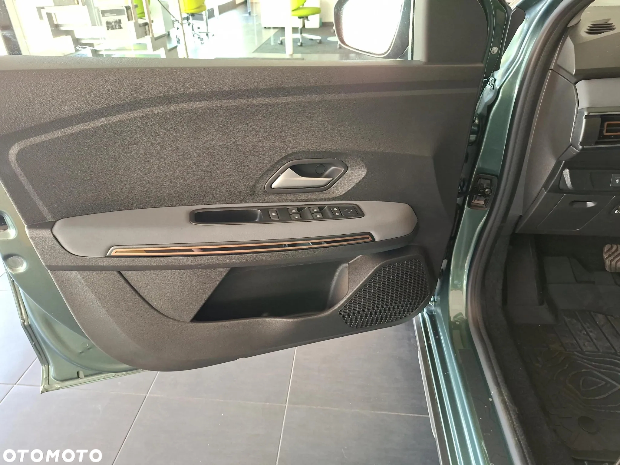 Dacia Jogger 1.6 Full Hybrid 140 Extreme+ MMT 7os - 11