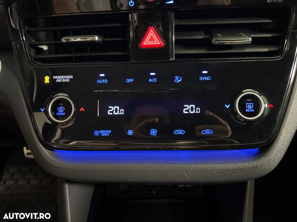 Hyundai IONIQ - 19