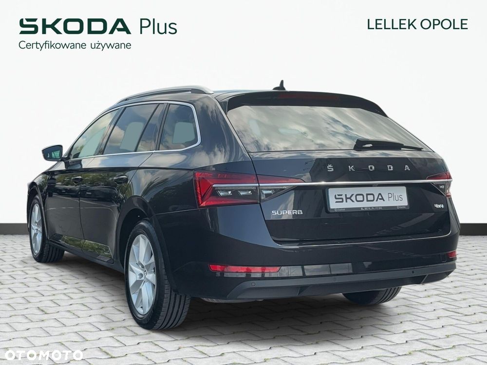 Skoda Superb 2.0 TDI SCR Style DSG - 8