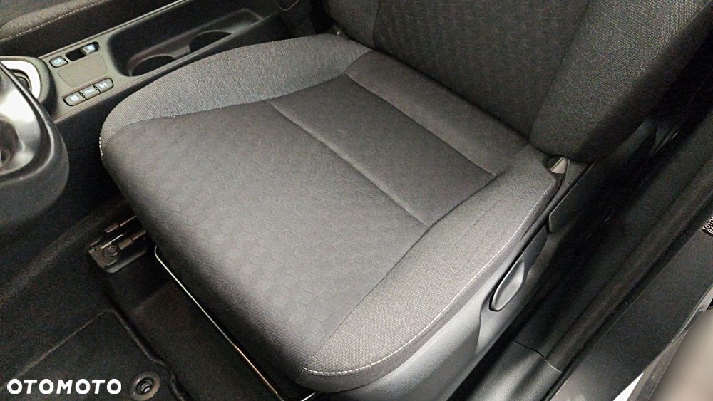 Toyota Yaris Hybrid 1.5 Comfort - 18