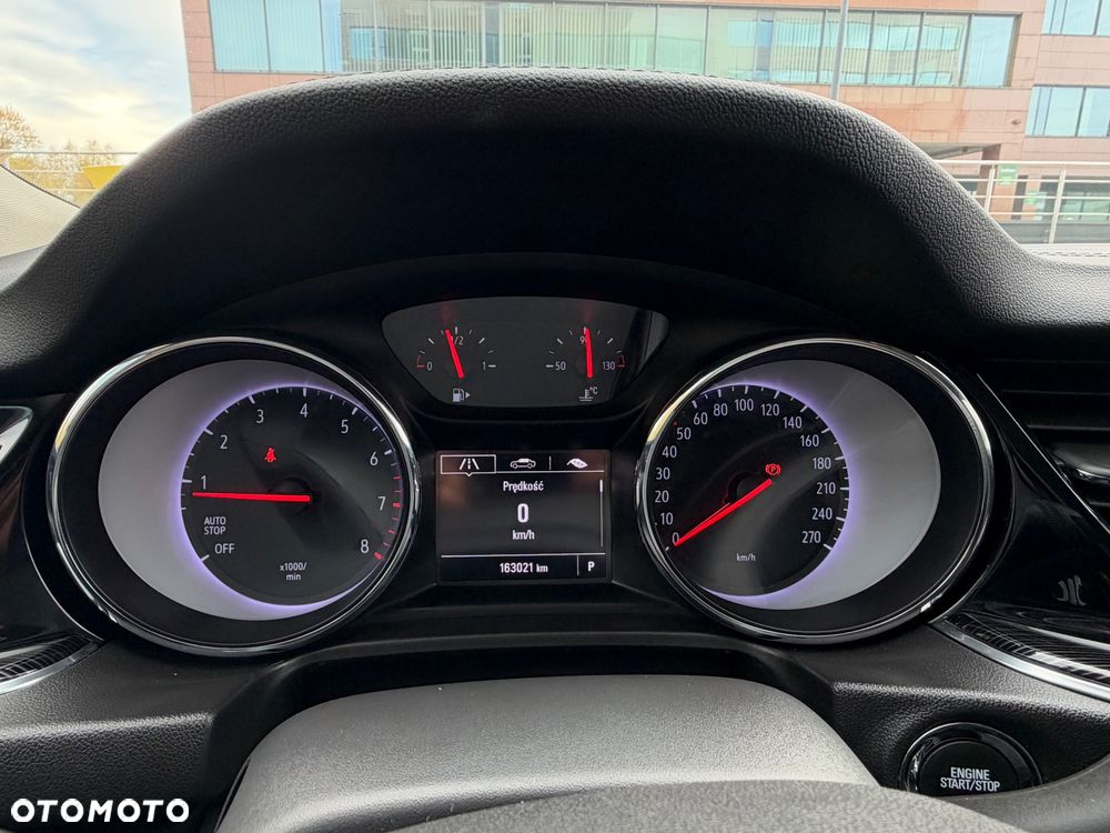 Opel Insignia 1.5 T Innovation S&S - 27