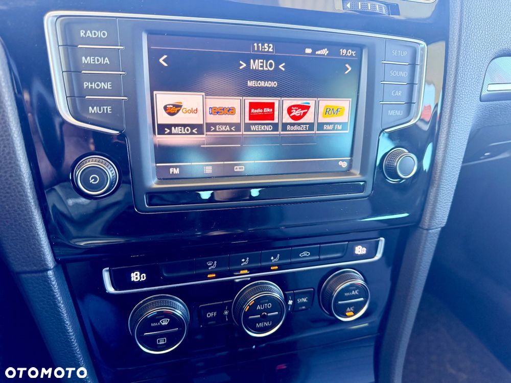 Volkswagen Golf 1.4 TSI BMT Highline DSG - 17